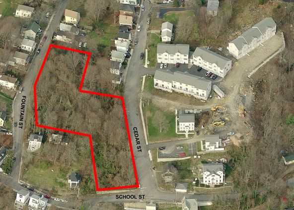 Norwich CT - Multi-Family Land: 16 Cedar St, Norwich, CT 06360